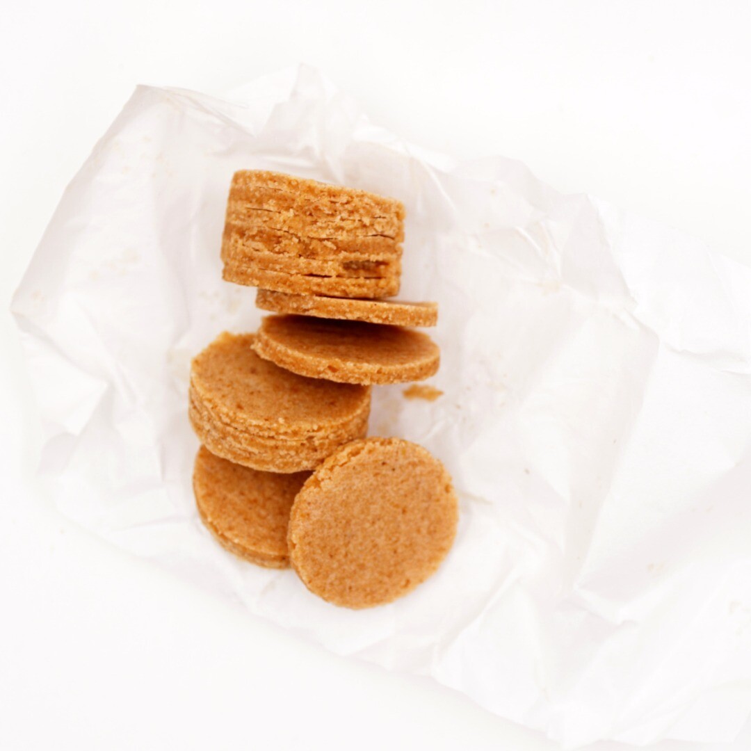 Hawthorn flakes